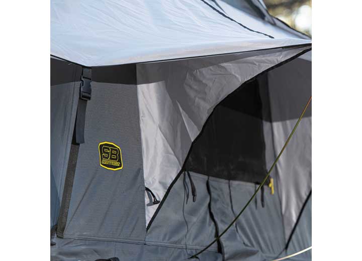 GEN2 Overlander Rooftop Tent XL for SUVs & Trucks – Sleeps 3–4