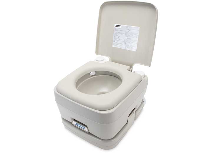 Camco Portable Toilet – 2.6 Gallon Capacity