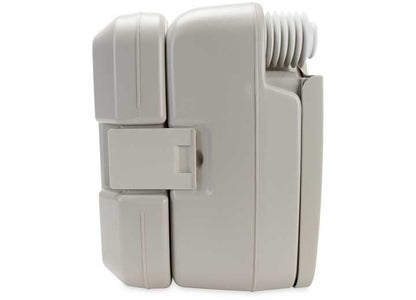 Camco Portable Toilet – 2.6 Gallon Capacity