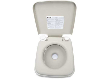 Camco Portable Toilet – 2.6 Gallon Capacity